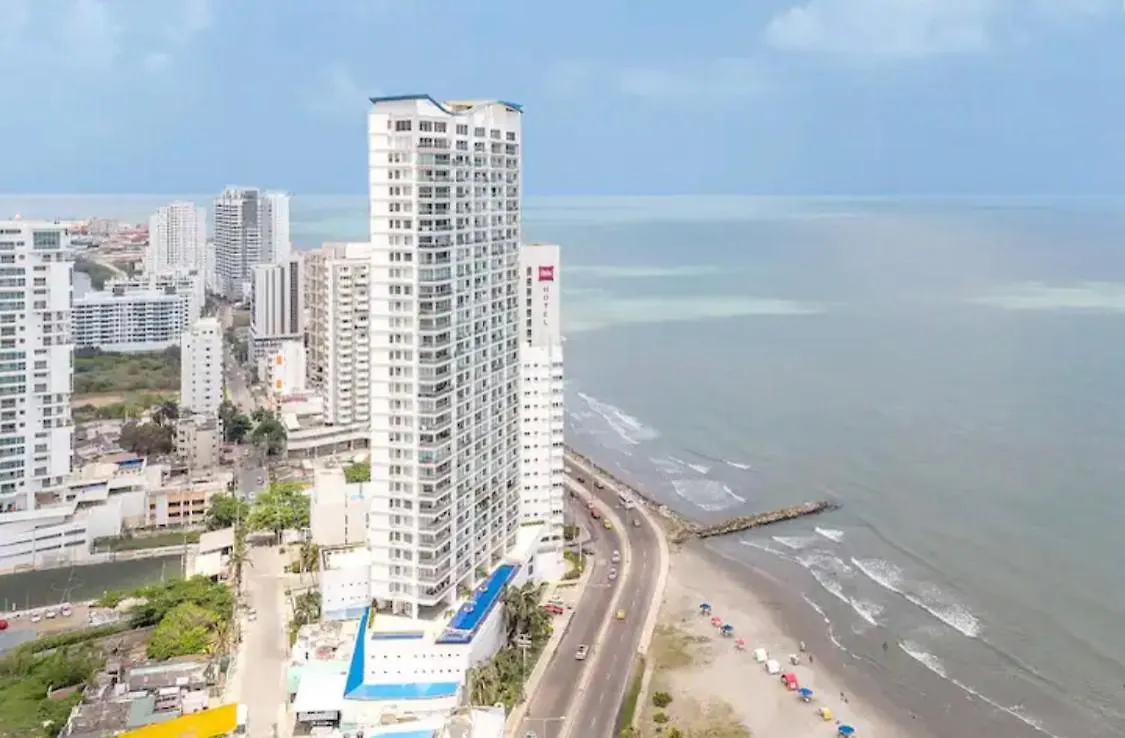 Cartagena Amazing Beachfront! 5M Wall City, Infinitypool,Gym 아파트