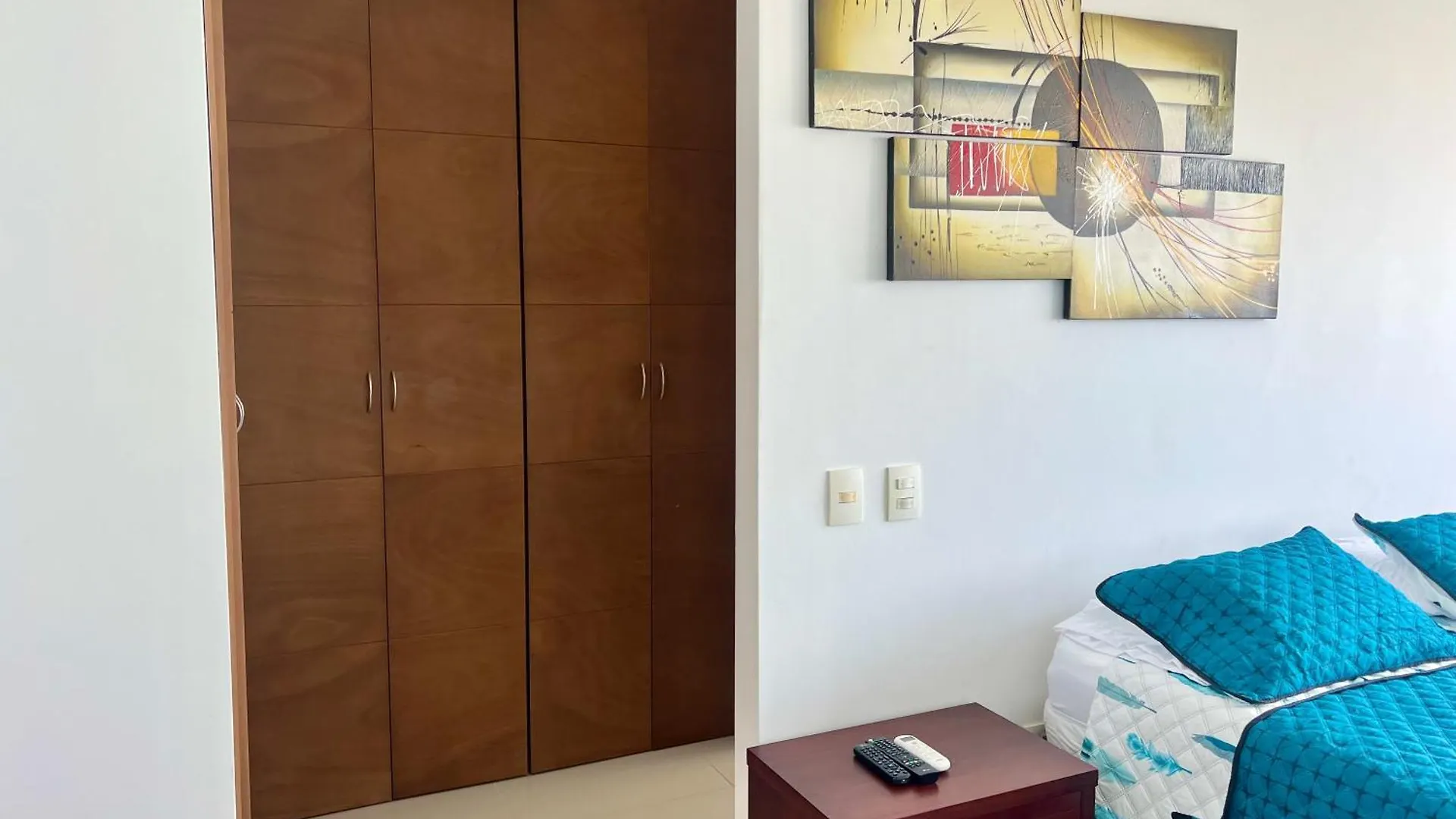 Cartagena Amazing Beachfront! 5M Wall City, Infinitypool,Gym 아파트