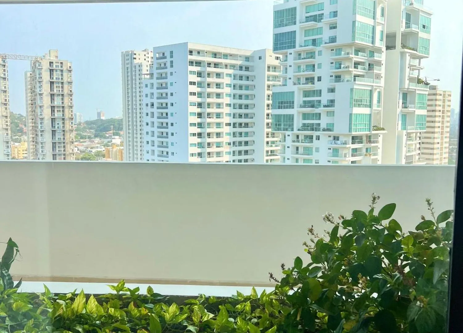 Cartagena Amazing Beachfront! 5M Wall City, Infinitypool,Gym 아파트